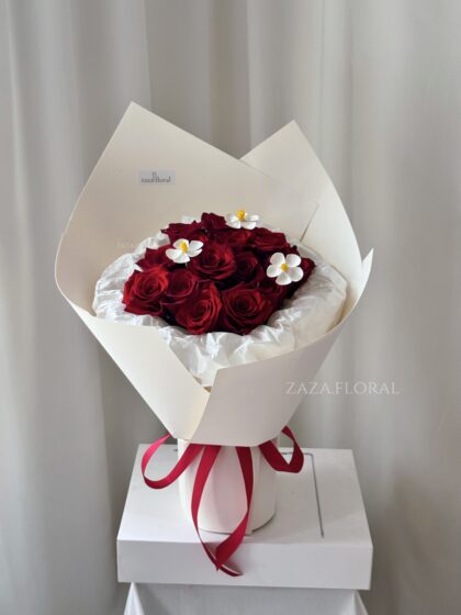 Hồng đỏ Ecuador mix hoa khô